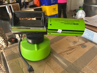BURGESS /Electric Insect Fogger