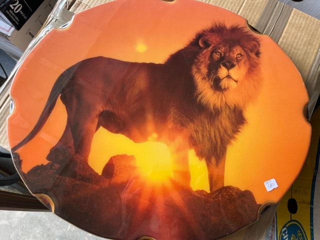 Lion Wall Plaque (1 of 2)