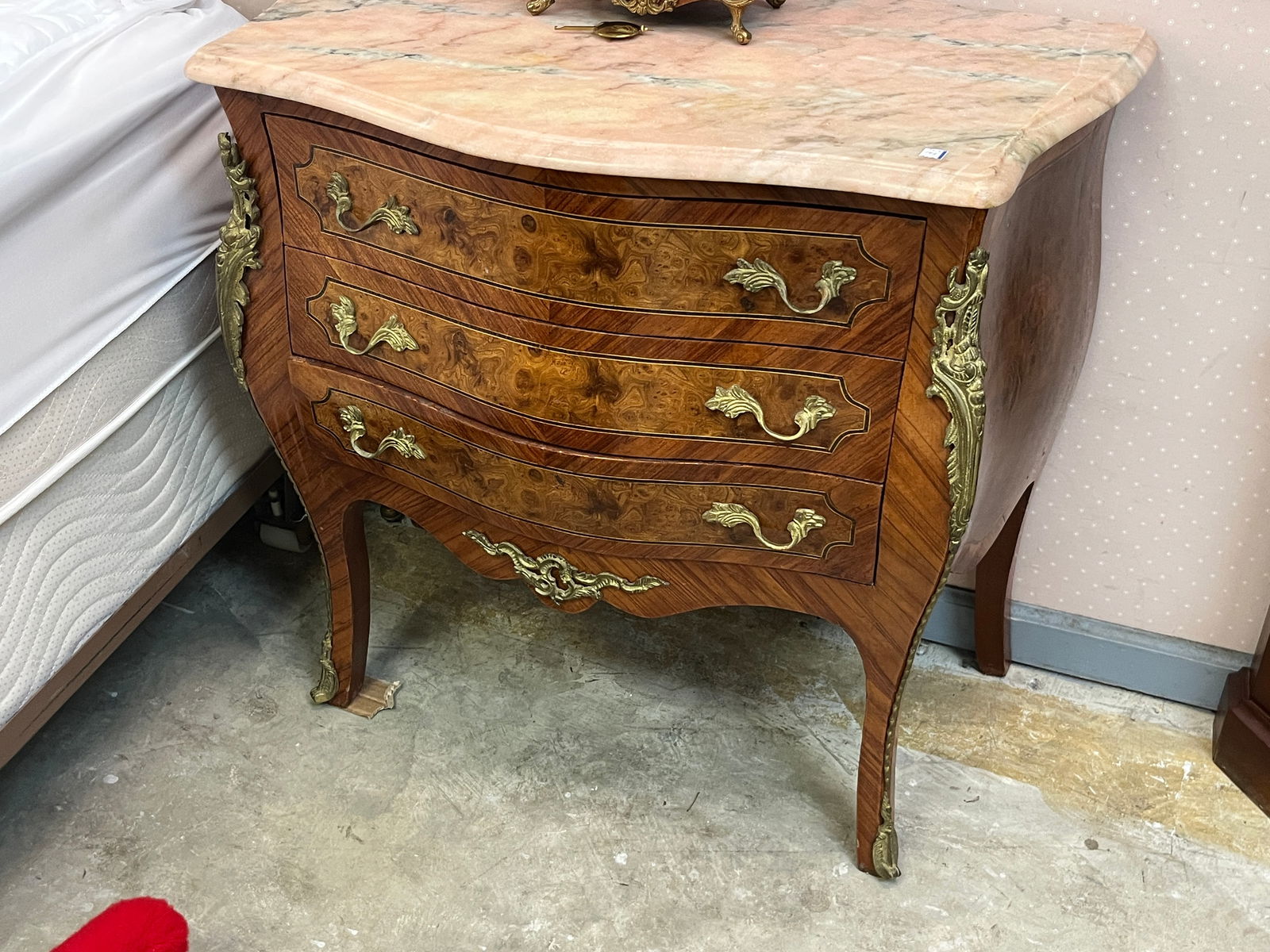 Pr. French Mahogany Inlaid w/Marble Top & attach. Ormolu, Bombay Commodes/Nightstands: Pr. French Mahogany Inlaid w/Marble Top & attach. Ormolu, Bombay Commodes/Nightstands. c.1920's, 30.5h x 32.5w x 17d