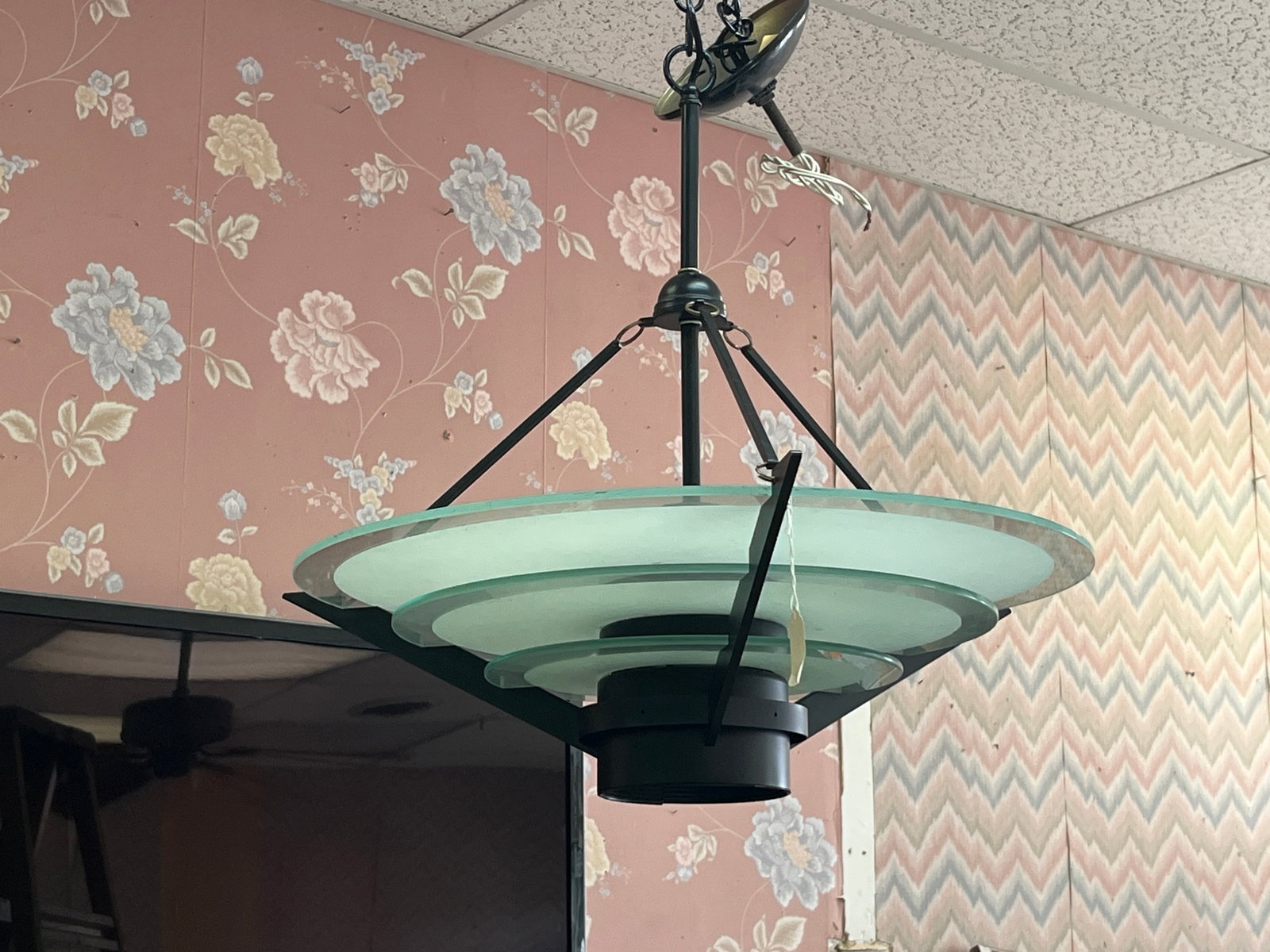 Chandelier: Chandelier