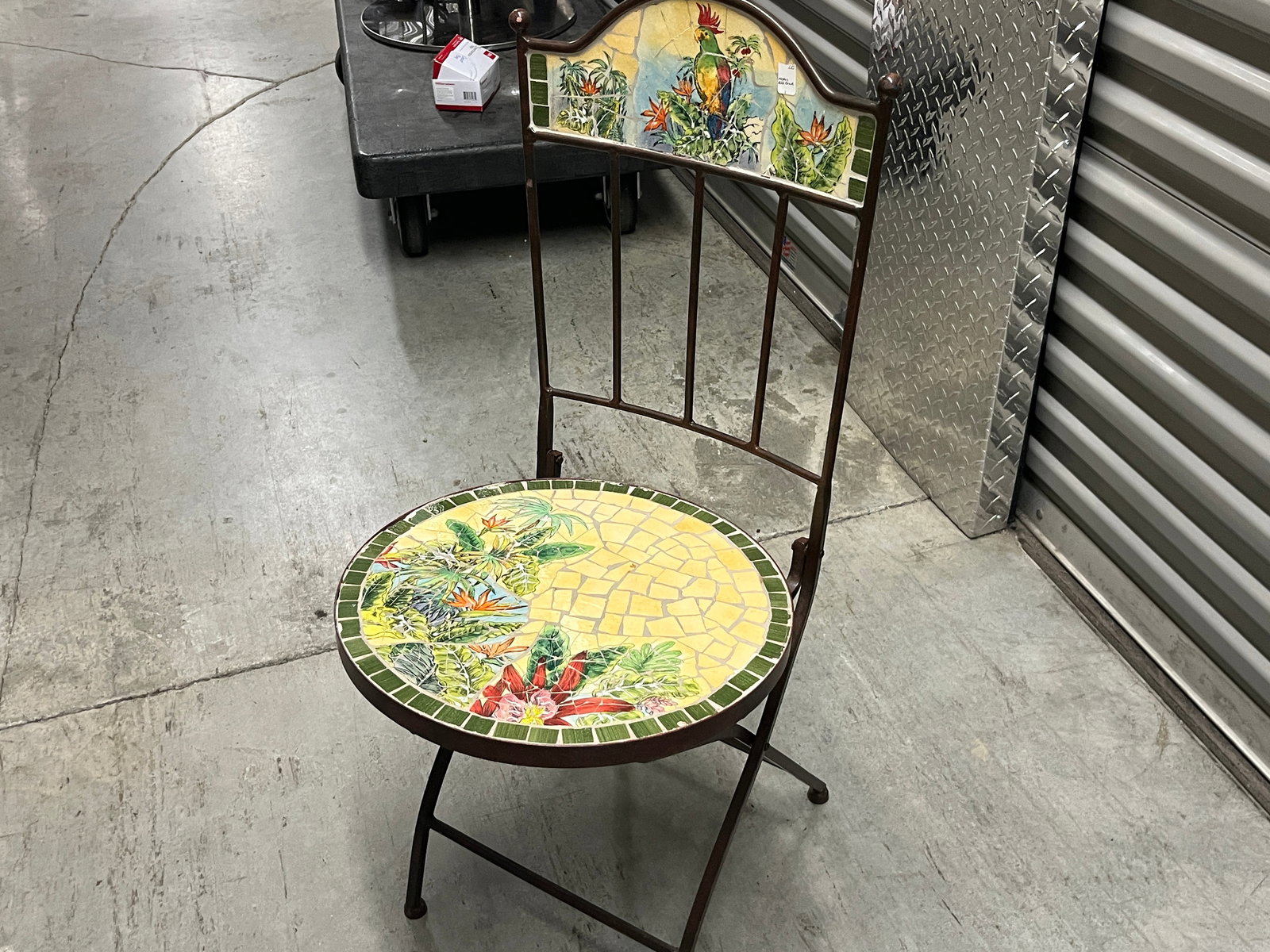 Mosaic Folding Metal Chair: Mosaic Folding Metal Chair