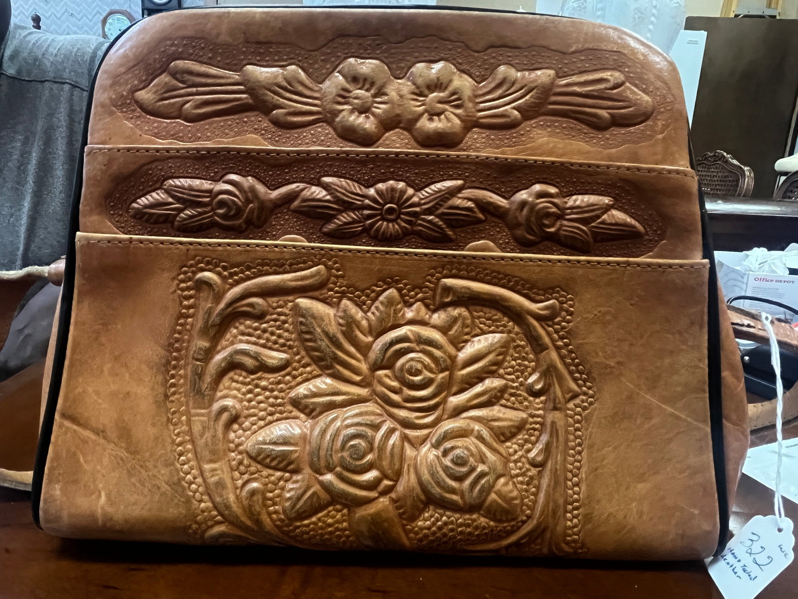 Hecho en Mexico Handtooled Leather Purse (1 of 3)