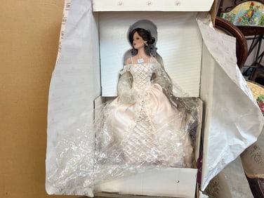 AshtonDrake Gallery Wedding Doll