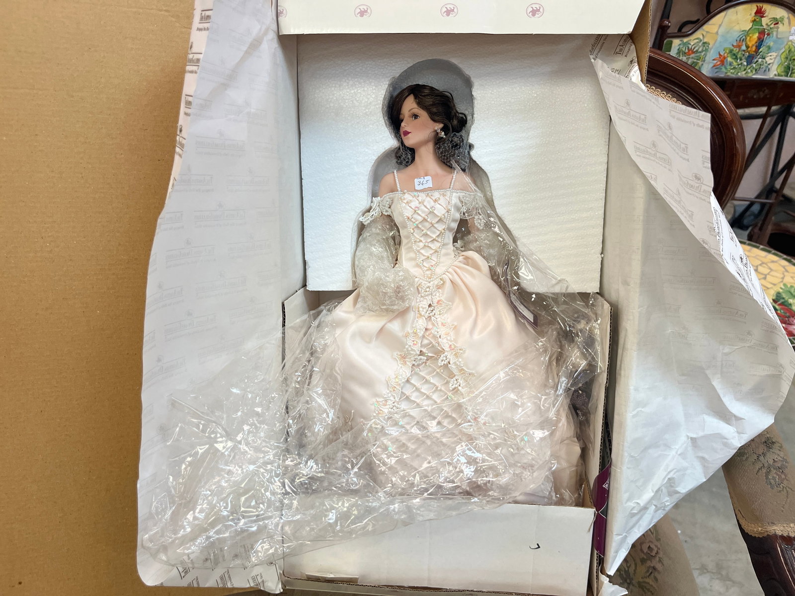 AshtonDrake Gallery Wedding Doll: AshtonDrake Gallery Wedding Doll