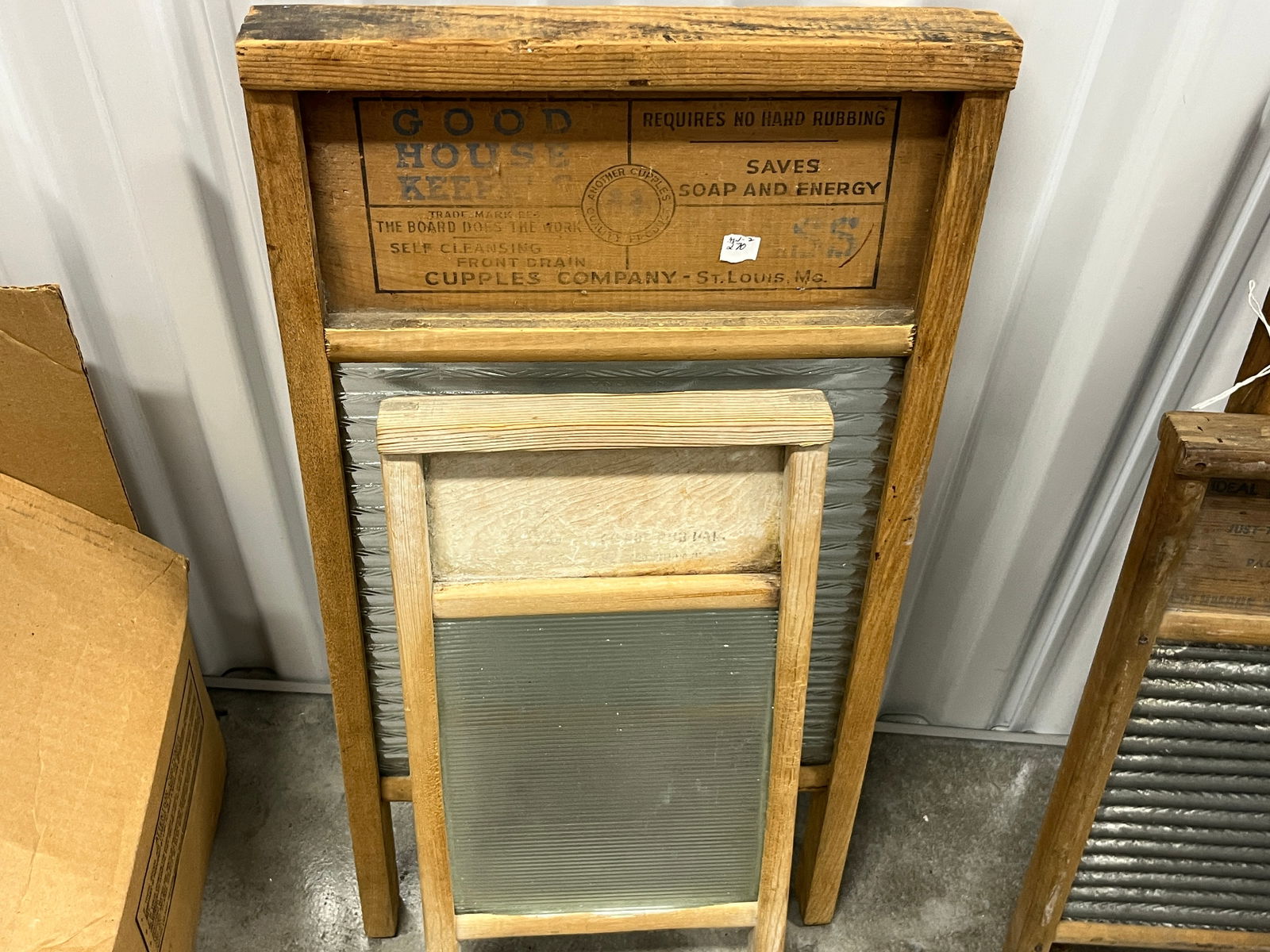 Antique 2-Washboards (1 of 2)