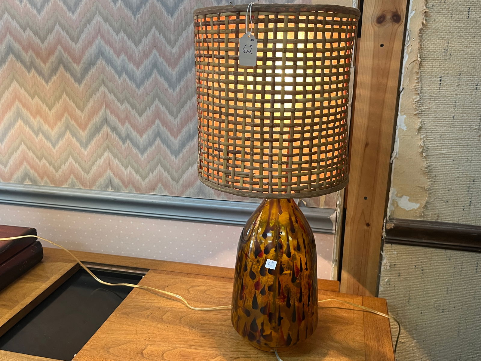 MCM Tortoiseshell Style 24"h Lamp (1 of 3)