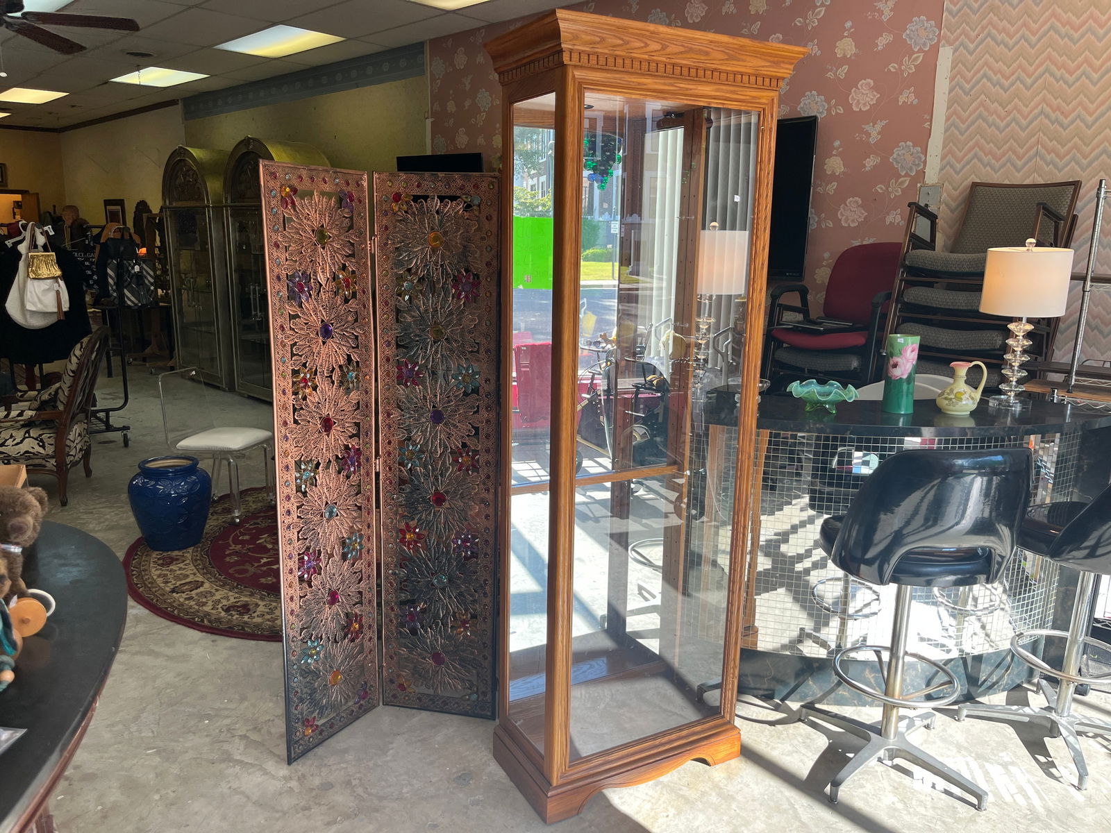 Golden Oak Curio Cabinet: Golden Oak Curio Cabinet