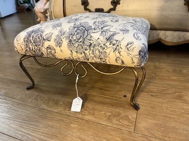 VTG Footstool