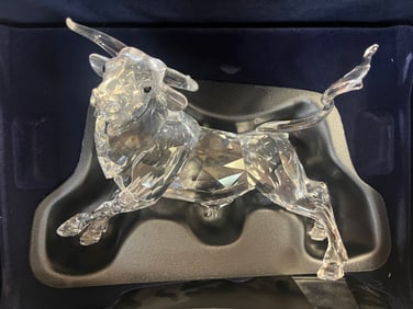 2004 Swarovski Crystal Bull Stier Ltd.Edt. With Case & Stand