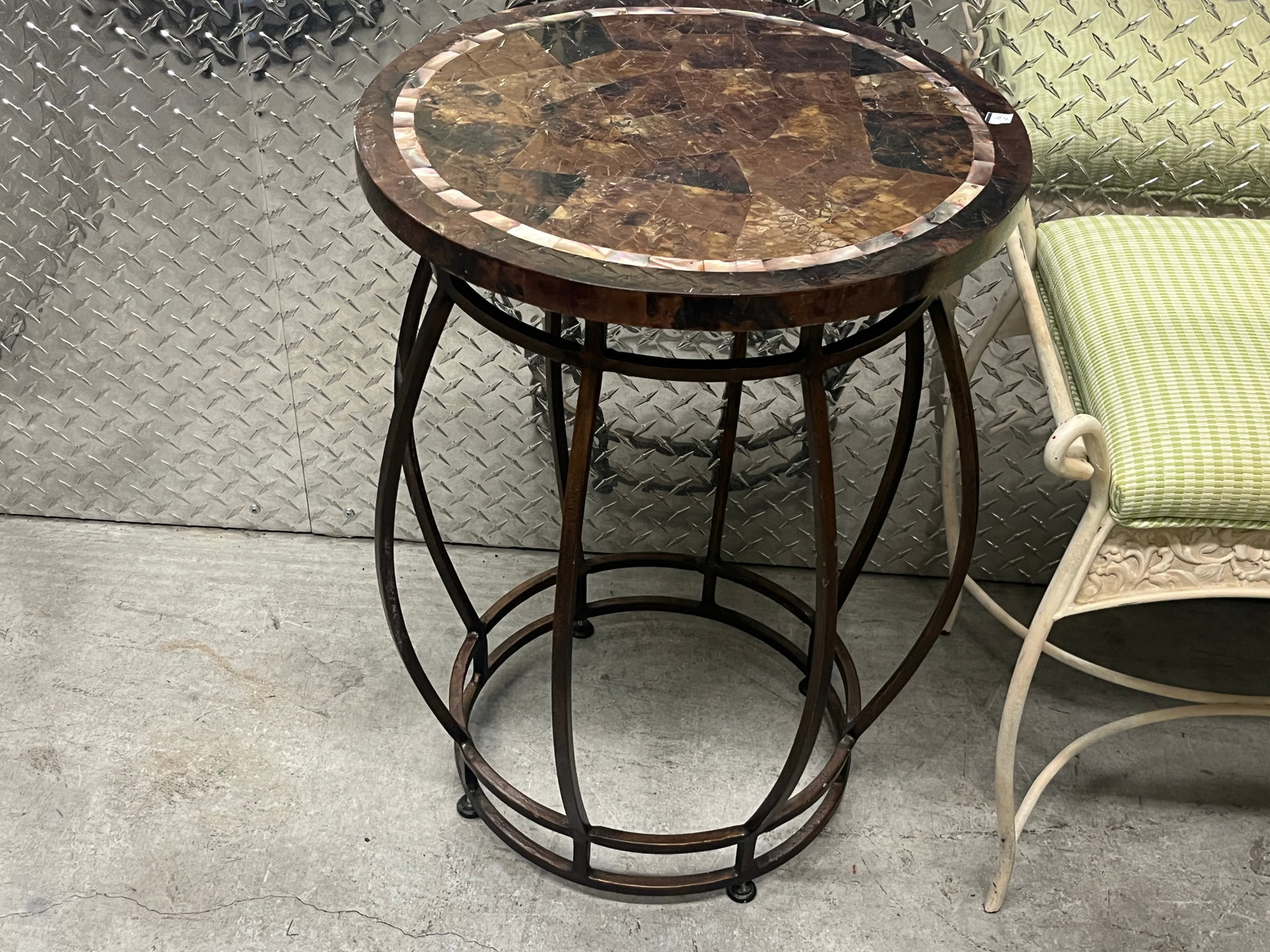 Mossaic Tile w/MOP Top Table: Mossaic Tile w/MOP Top Table