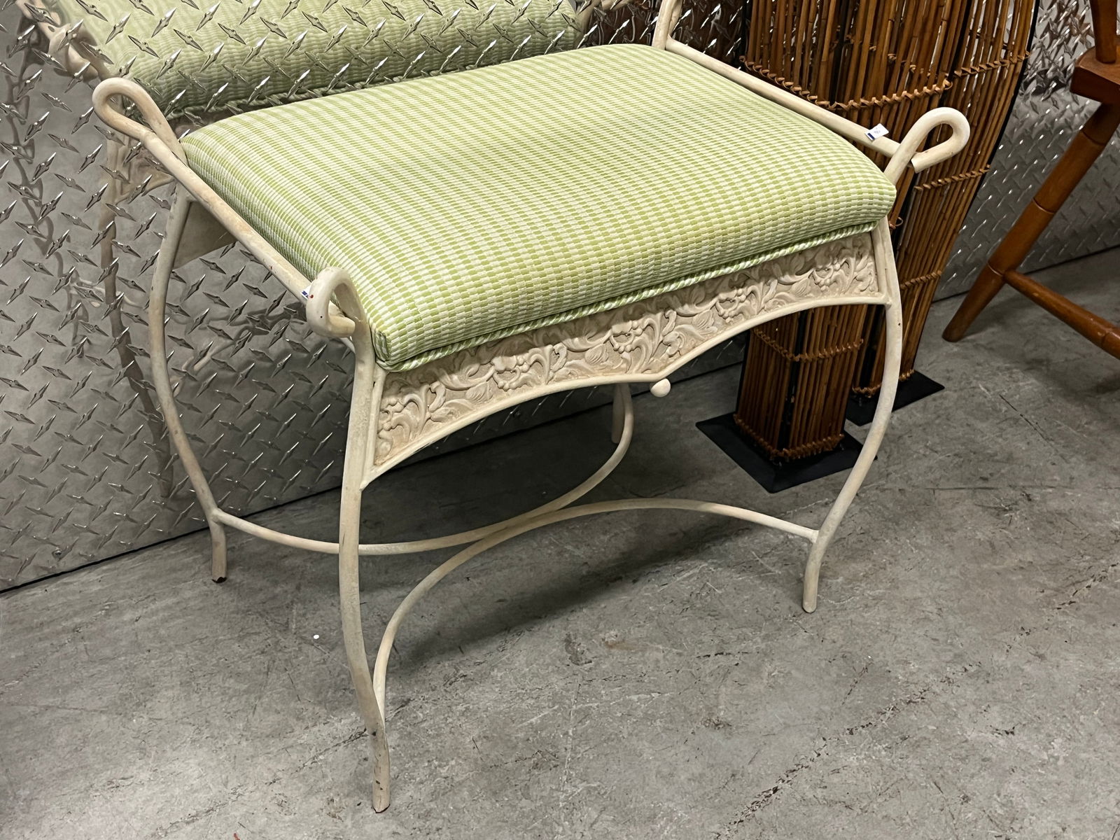 French Country Wrought Iron Lattlice Scrolling Dresser Stool: French Country Wrought Iron Lattlice Scrolling Dresser Stool