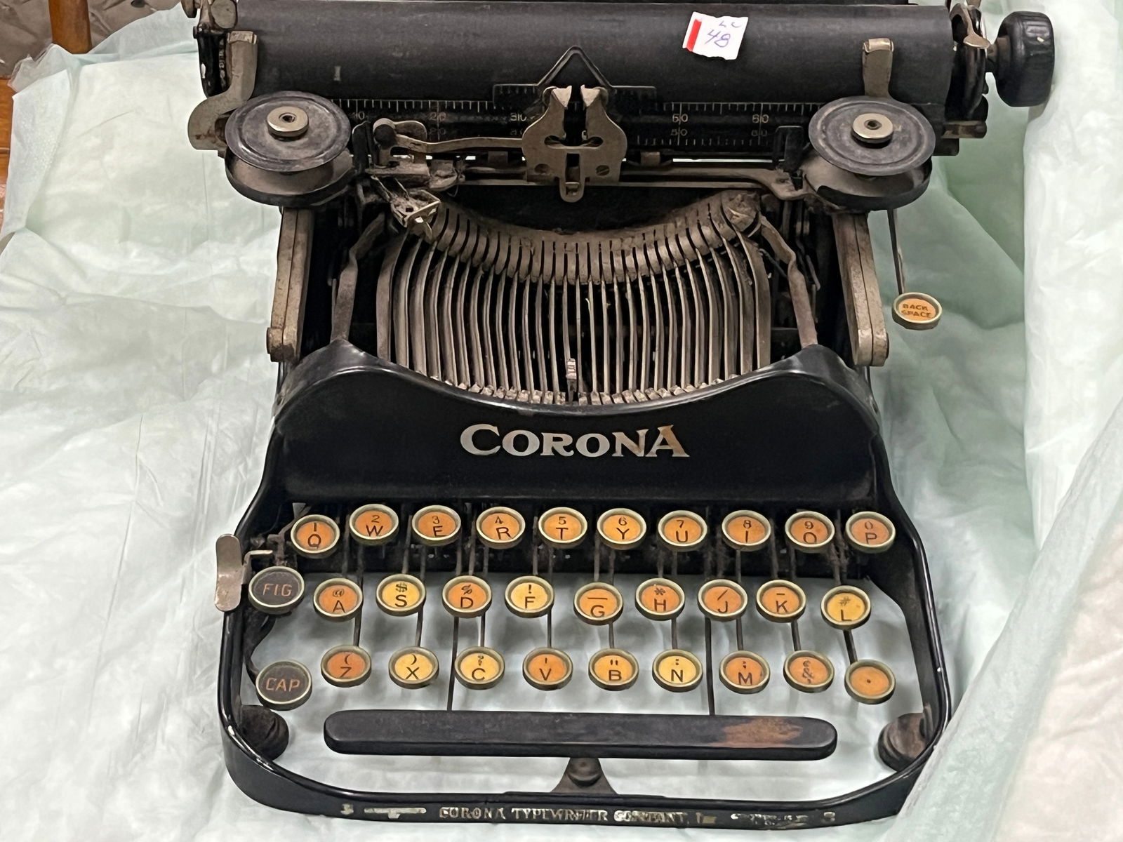 Corona #3 Typewriter (1 of 2)