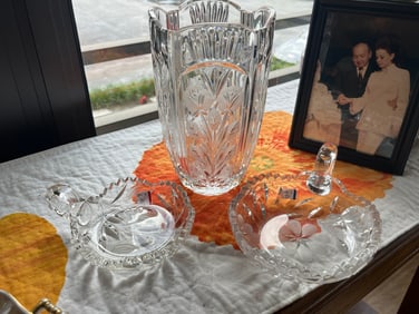 Crystal 8.5" Vase & 2-Crystal Nappie Dishes