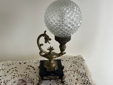 VTG Deco Style Aladdin Lamp, Marble Base Bronze Feet with Diamond Cut Glass Globe