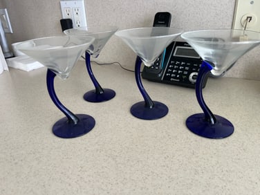 (4) Libby Bravura Martini Glasses with Curved Cobalt Blue Stems
