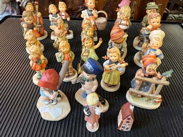 24pcs. Hummel/Goebel plus