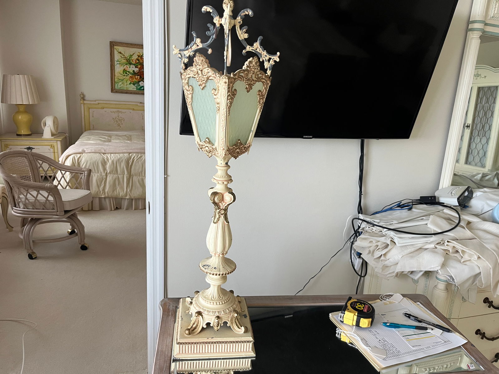 VTG Painted Metal Table Lamp 1950's (1 of 3)