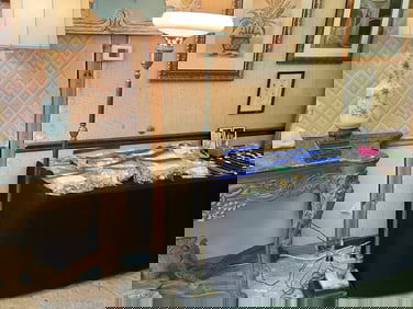 VTG Floor Lamp, 16"dia. Pinkish Globe, has Alabaster & Metal Base