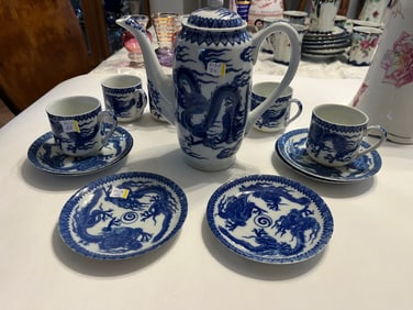 VTG Chinese Blue & White Porcelain Dragon 13pc.Tea Set