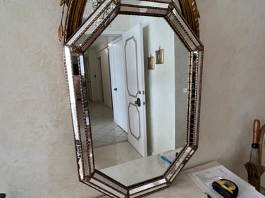 VTG Venetian Octagon Mirror Holly /wood Regency in Gold Spain