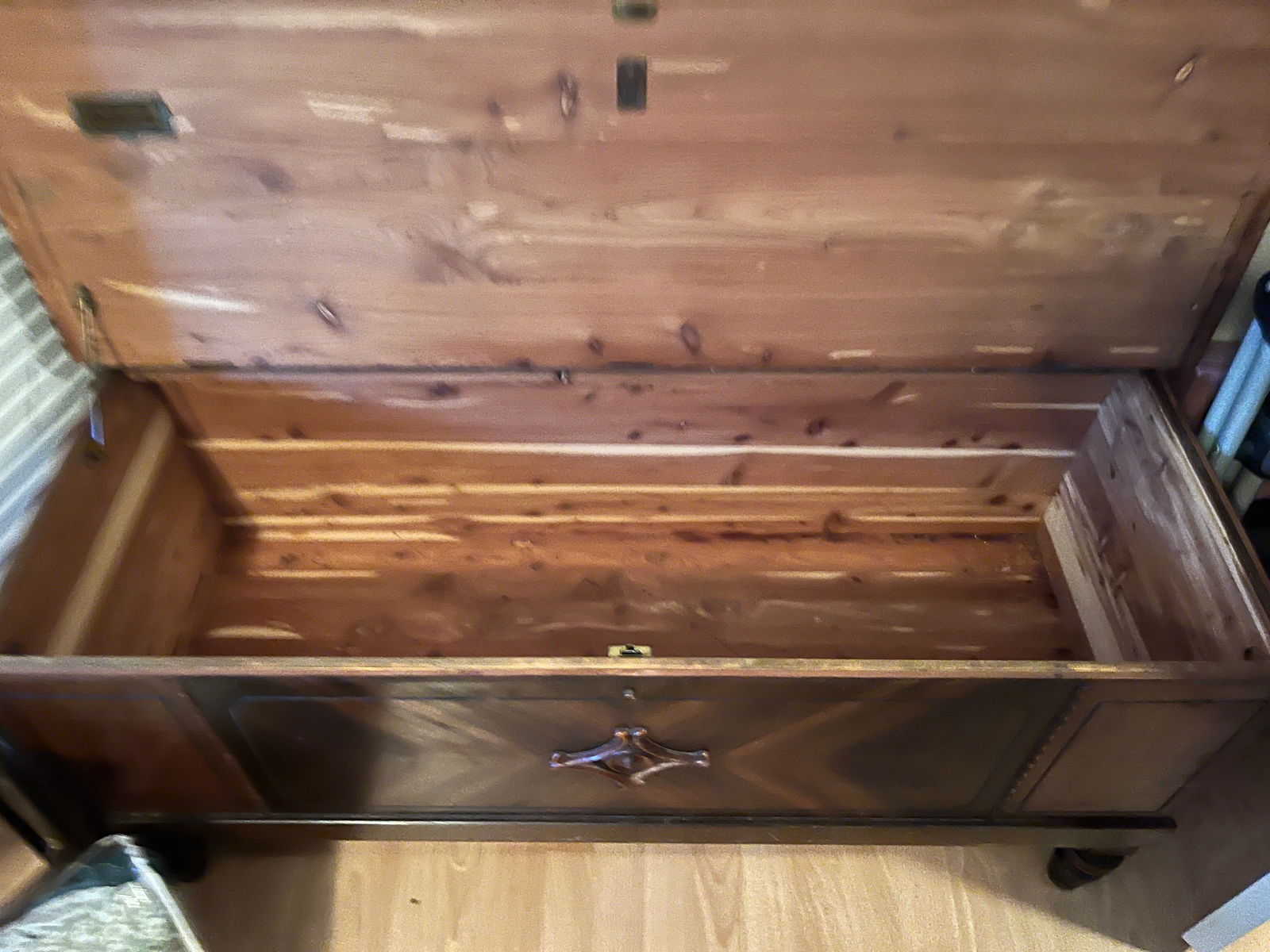 VTG Cavalier Cedar Chest (1 of 2)