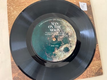 Vinyl Record Album - Man On The Moon narrated by Walter Cronkite