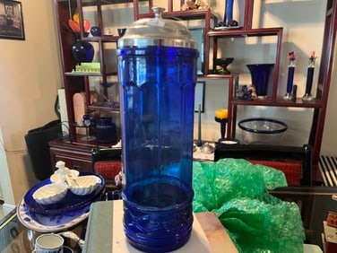 VTG Cobalt Blue Straw Dispenser