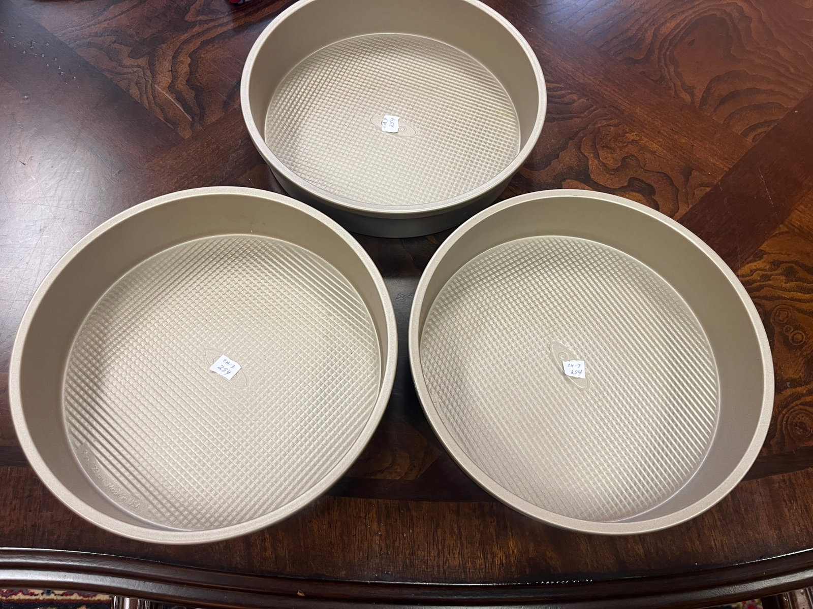 3-OXO Good Grips Non-Stick Pro Round Cake Pan 9 Inch: 3-OXO Good Grips Non-Stick Pro Round Cake Pan 9 Inch