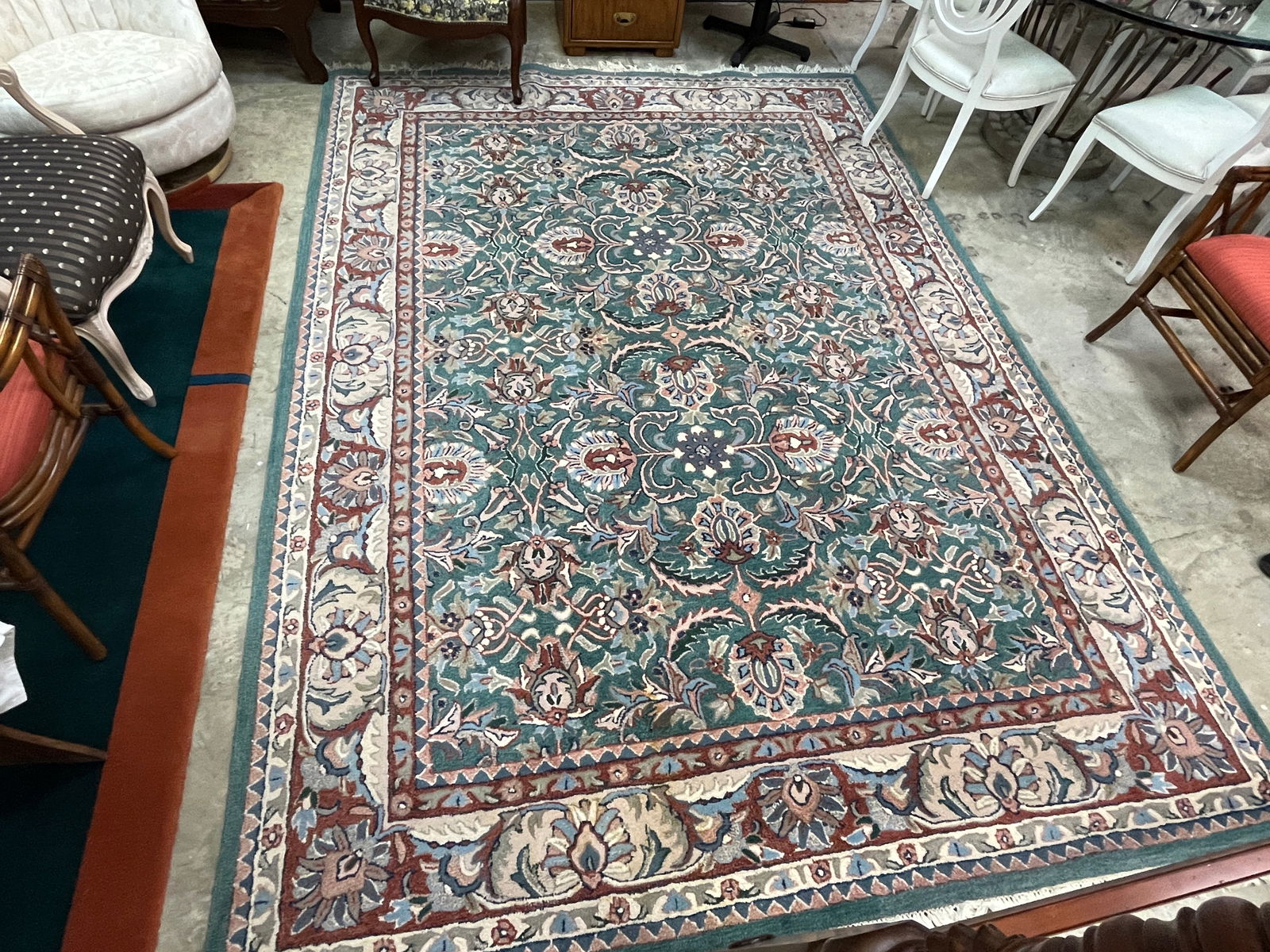 Area Rug (1 of 2)