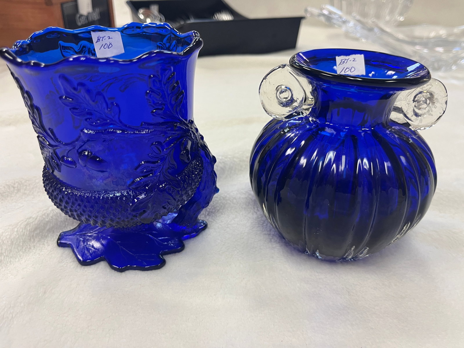 VTG Cobalt Blue Mosser Glass Acorn Pattern Spooner with Attached Clear Glass Handles: VTG Cobalt Blue Mosser Glass Acorn Pattern Spooner with Attached Clear Glass Handles