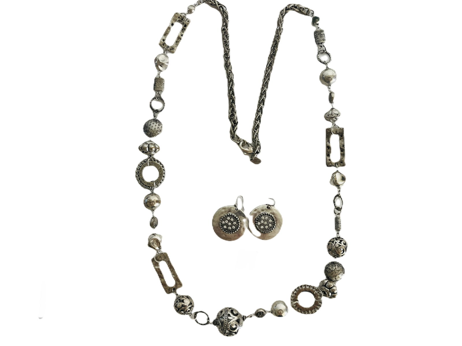 CHICO Necklace & Earrings (1 of 3)