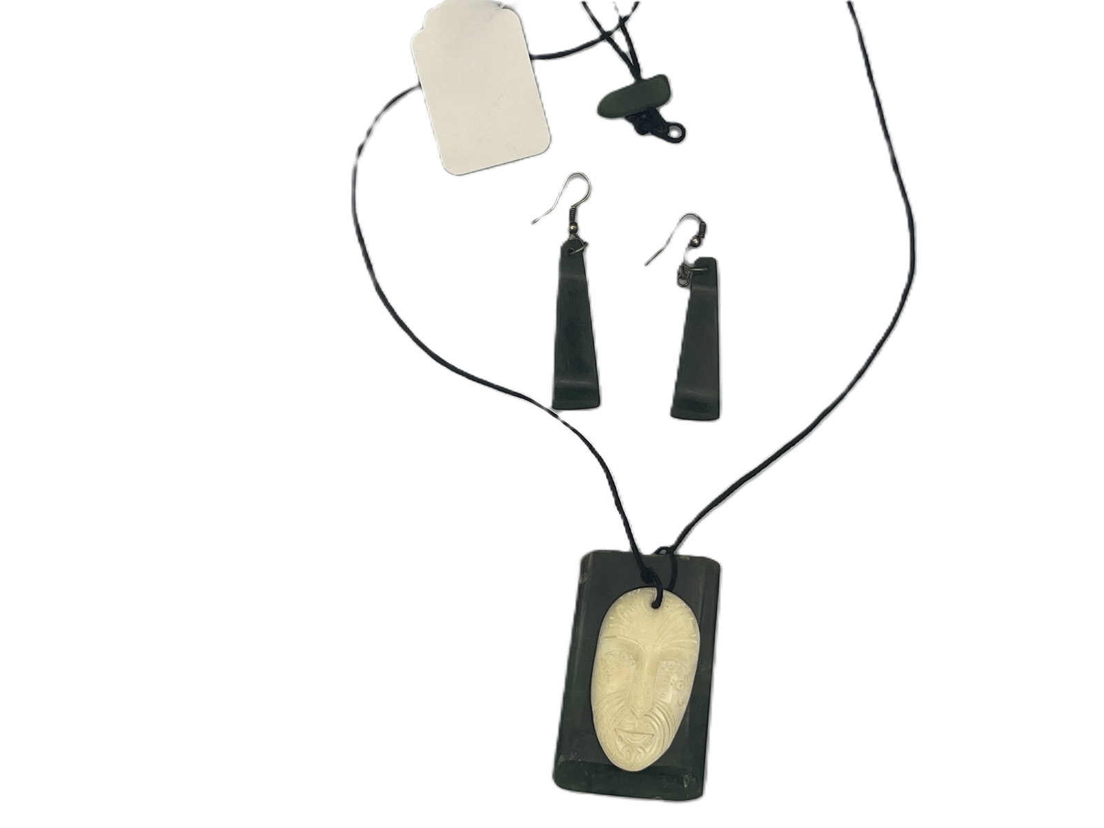 New Zealand Necklace/Earrings: New Zealand Necklace/Earrings