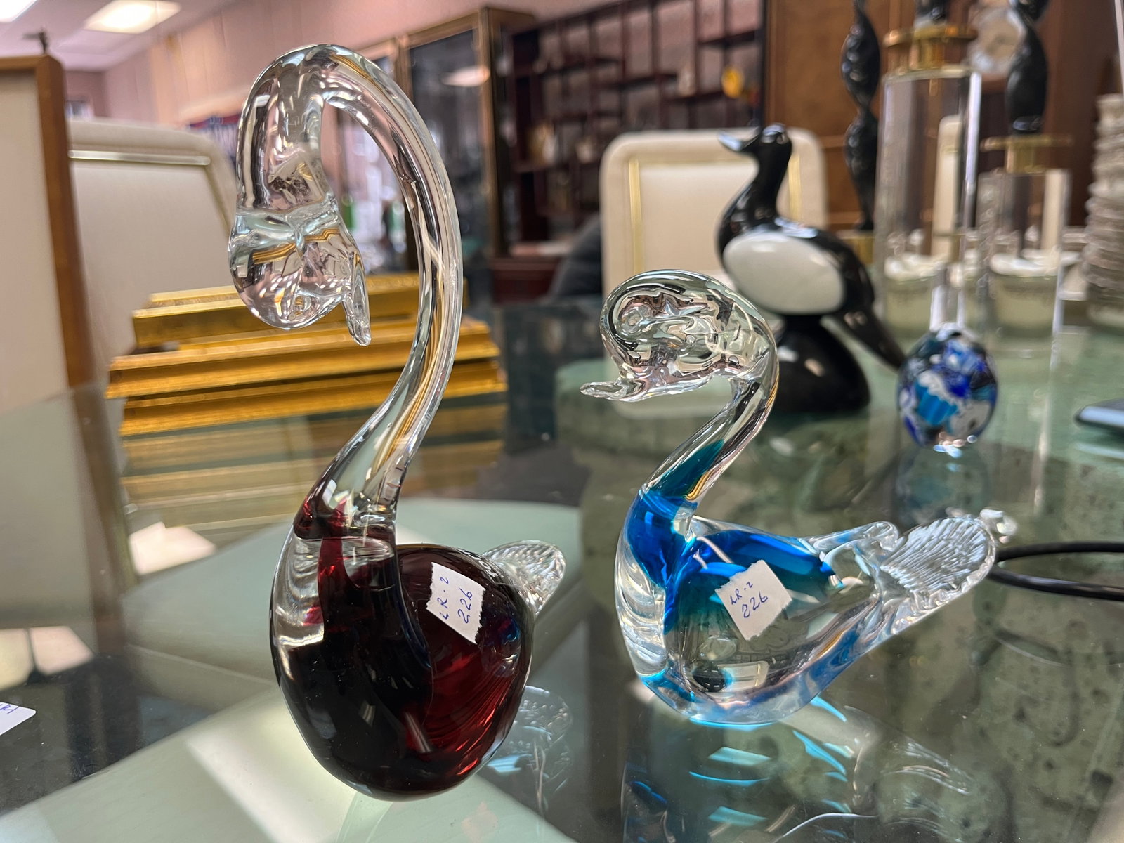 (2) VTG Murano Swans 7"h Red & 5"h Blue: (2) VTG Murano Swans 7"h Red & 5"h Blue