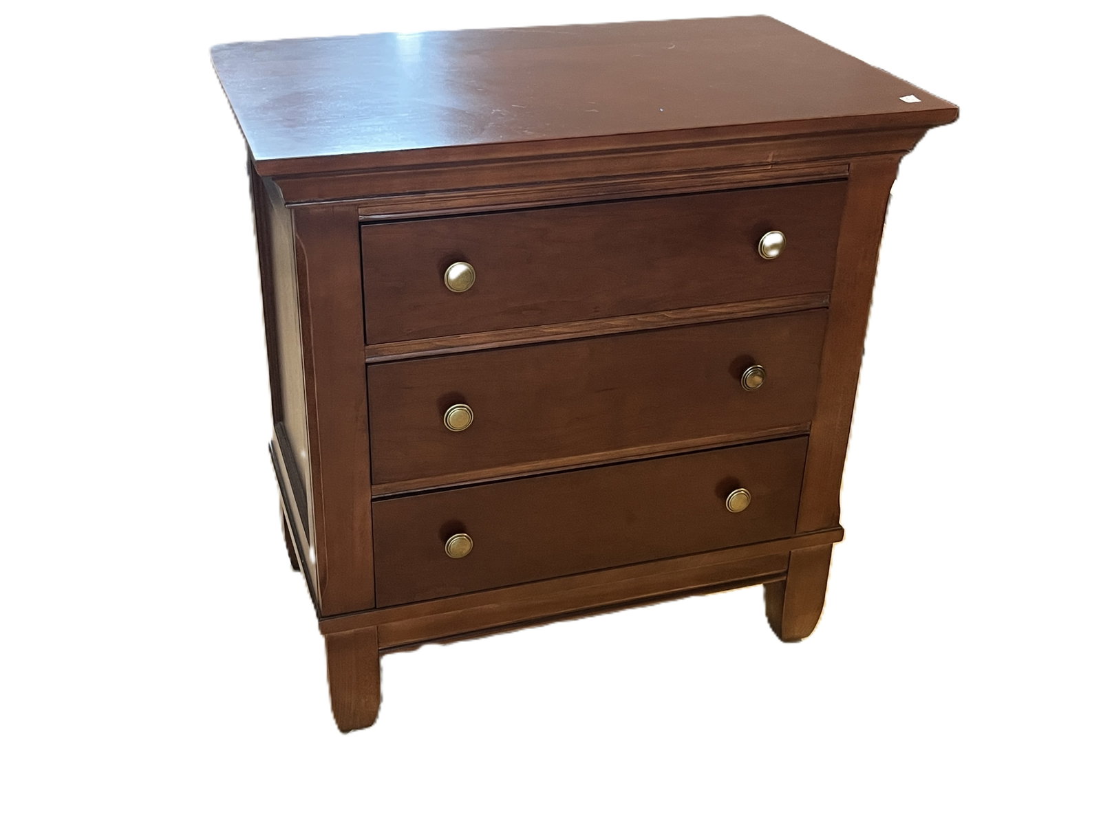 Thomasville Three‑Drawer Mahogany Chest with Brass Pulls, 27.5″ H × (1 of 5)