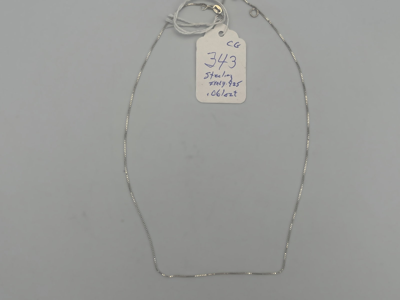 Sterling 17.5" Necklace Marked Italy-.925 wt. .061ozt.: Sterling 17.5" Necklace Marked Italy-.925 wt. .061ozt.