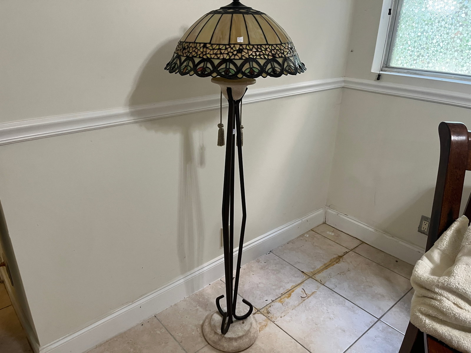 Tiffany Style Stained Glass Floor Lamp with Marble Base (1 of 2)