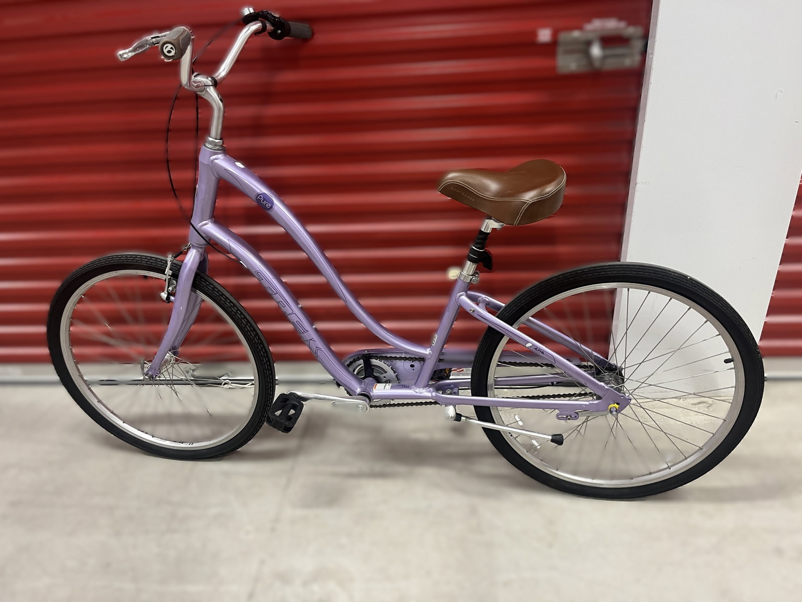 Trek “Pure” Comfort Cruiser Bicycle – Lavender Finish (1 of 7)