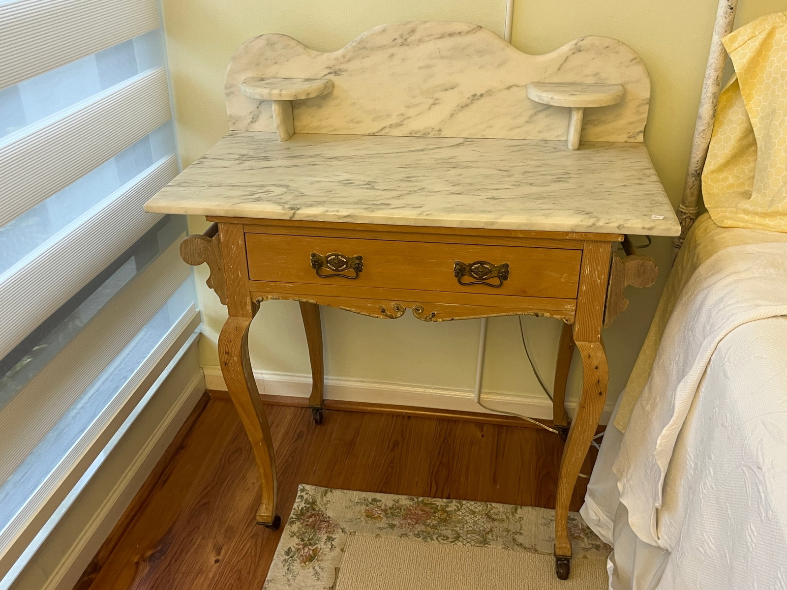 Antique Victorian Marble Top Washstand, 30 x 34 x 18 In. (1 of 4)