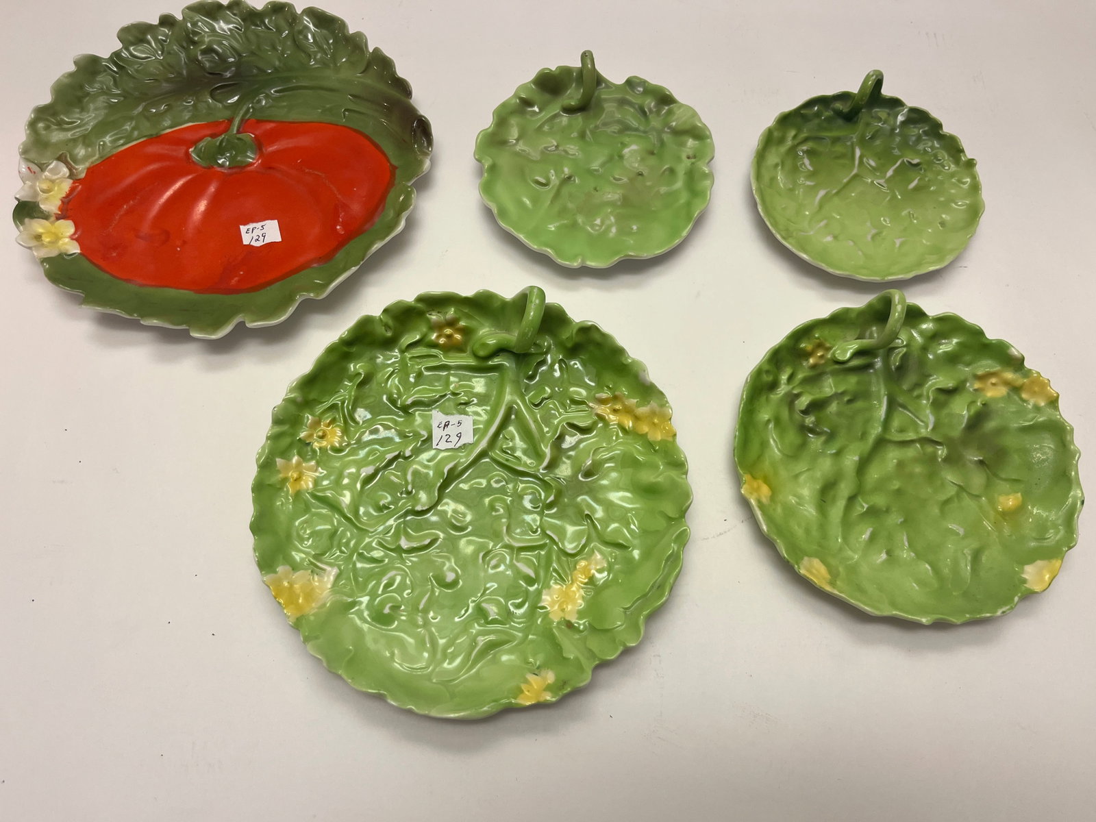 Majolica Style Royal Bayreuth Bavaria Figural Tomato & Leaf Porcelain Plates, Set of 5 (Largest (1 of 3)