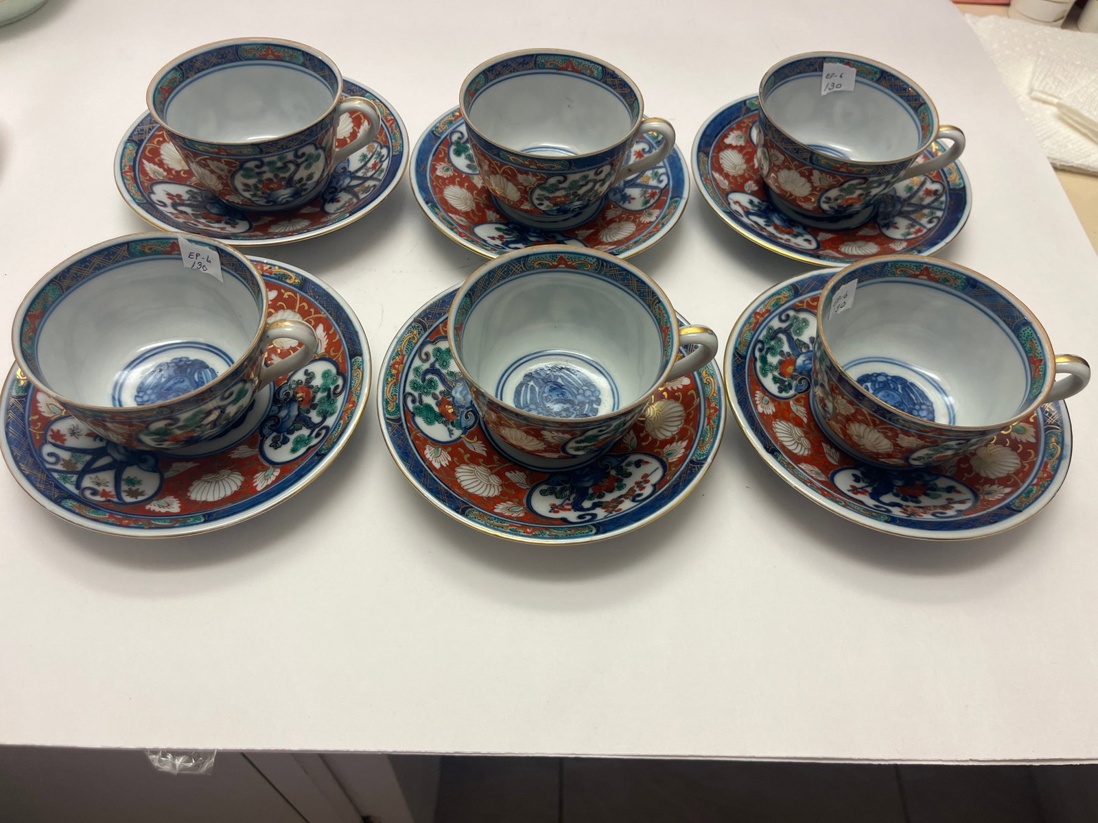 Set of Six Japanese Imari Style Porcelain Demitasse Cups & Saucers (1 of 4)