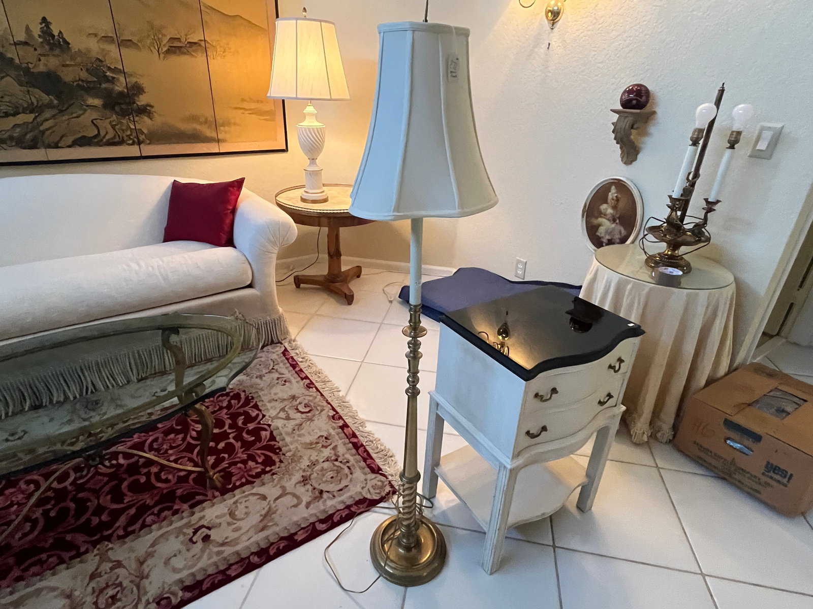 Vintage Traditional Solid Brass Floor Lamp w/ Laurel Wreath Finial & Shade ? 56"H: Impressive vintage solid brass floor lamp, approximately 56"H overall, featuring a heavy stepped circular base, tall turned and spiral-decorated column and classical laurel wreath finial. The substant