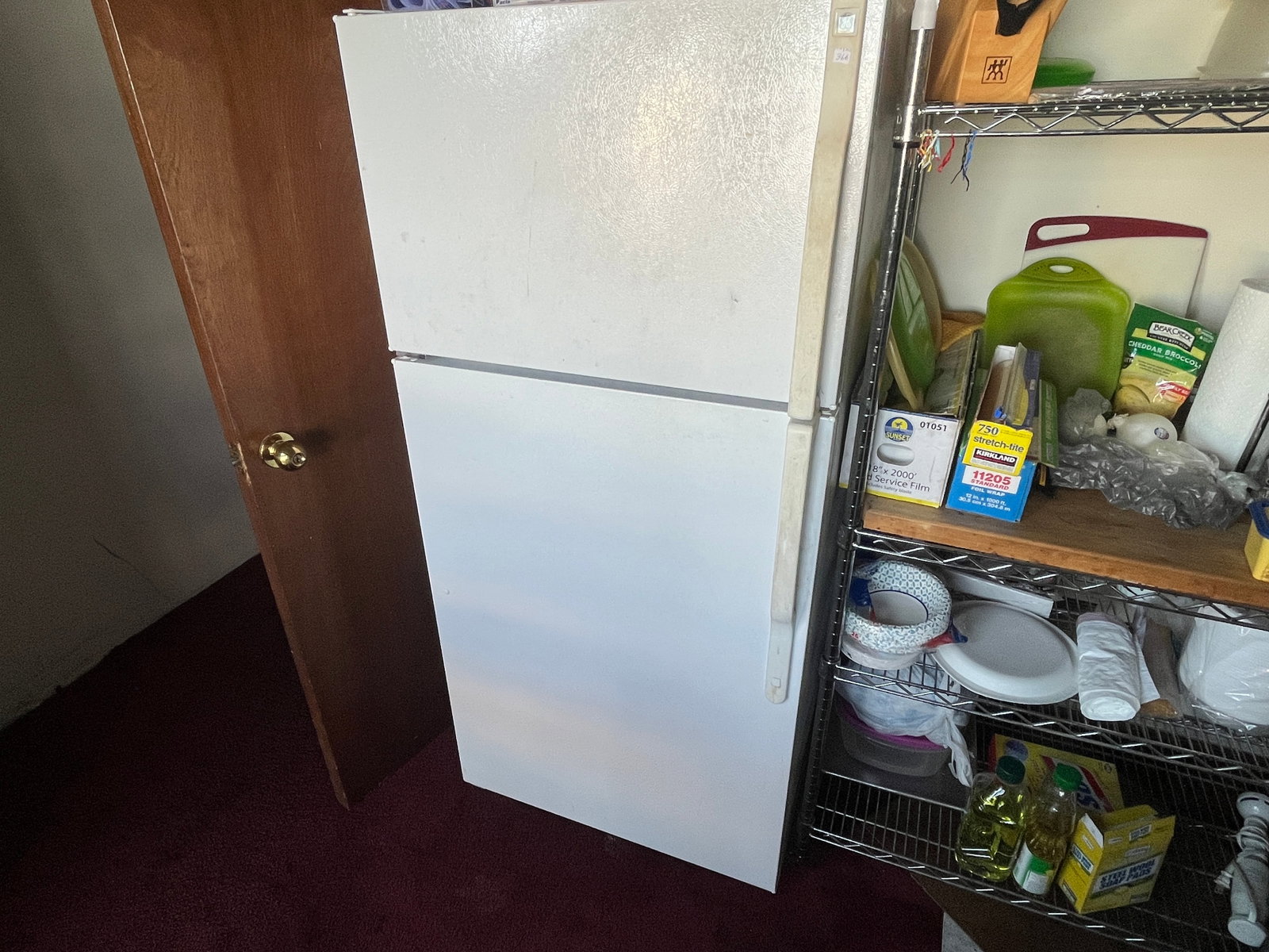 GE 14 Cu. Ft. Top-Freezer Refrigerator/Freezer ? Model TBX14SIBHLWW ? Working (1 of 4)
