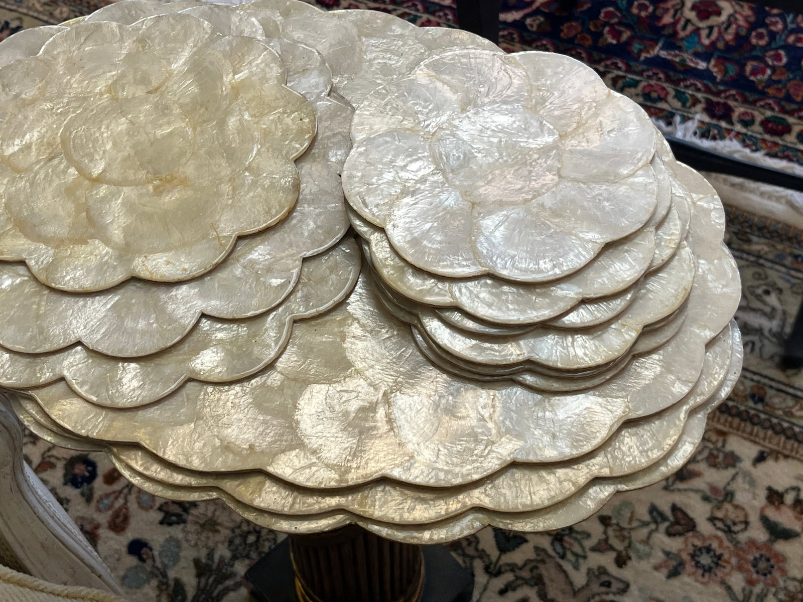 VTG Mother-of-Pearl Capiz Shell Flower Serving Trays & Coasters – 6.75" to 19" (1 of 1)