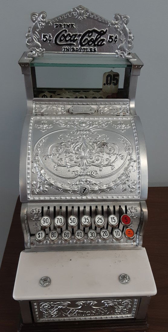 Original 1910 circa Coca Cola candy store cash register: Original 1910 circa Coca Cola candy store cash register. Made by National Cash Register Company. Works good. A rare and sure to be highlight to your collection.