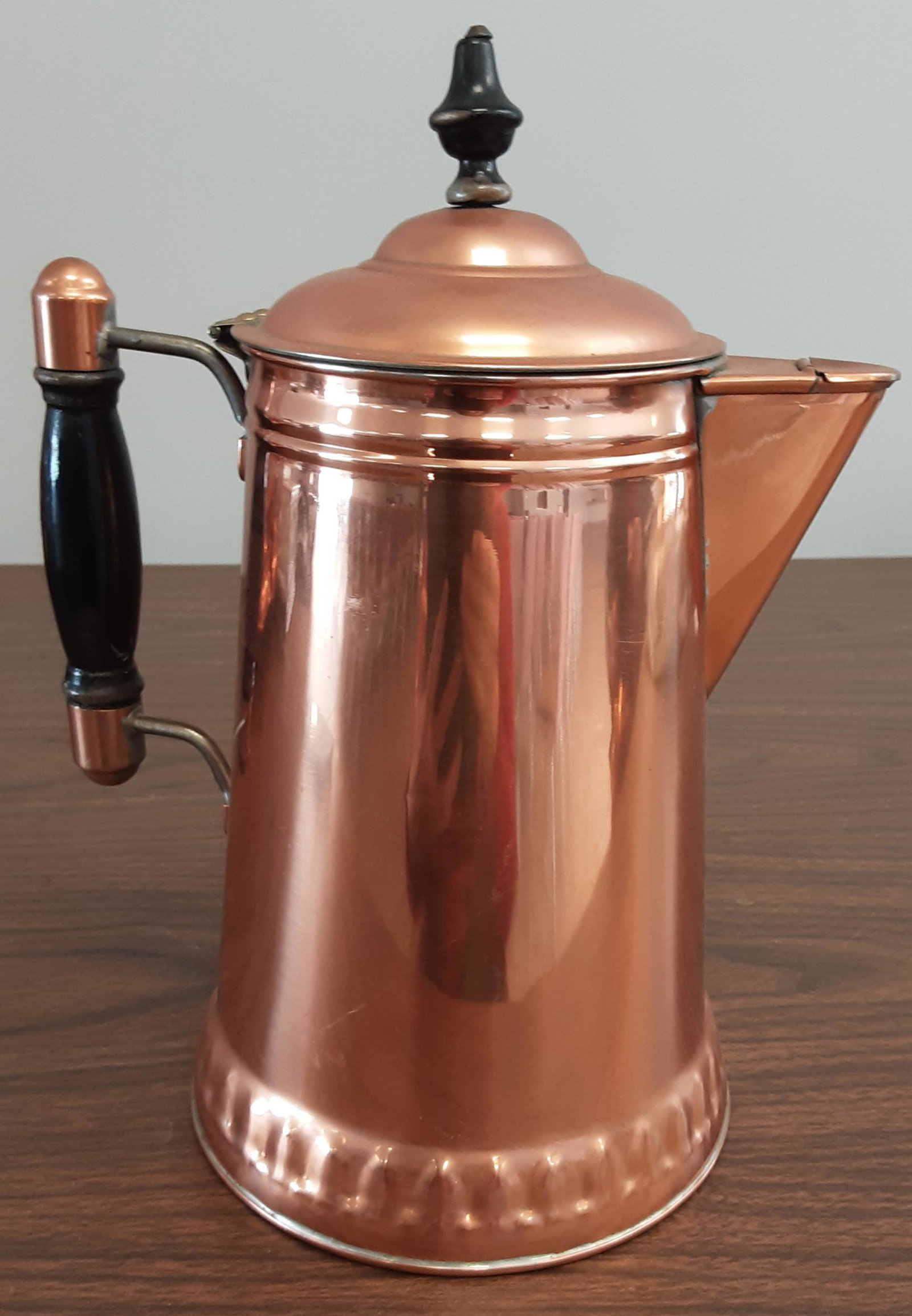 Beautiful "Rochester, NY Stamping Works" 1940's circa: Beautiful "Rochester, NY Stamping Works" 1940's circa copper coffe pot. A great piece to display.
