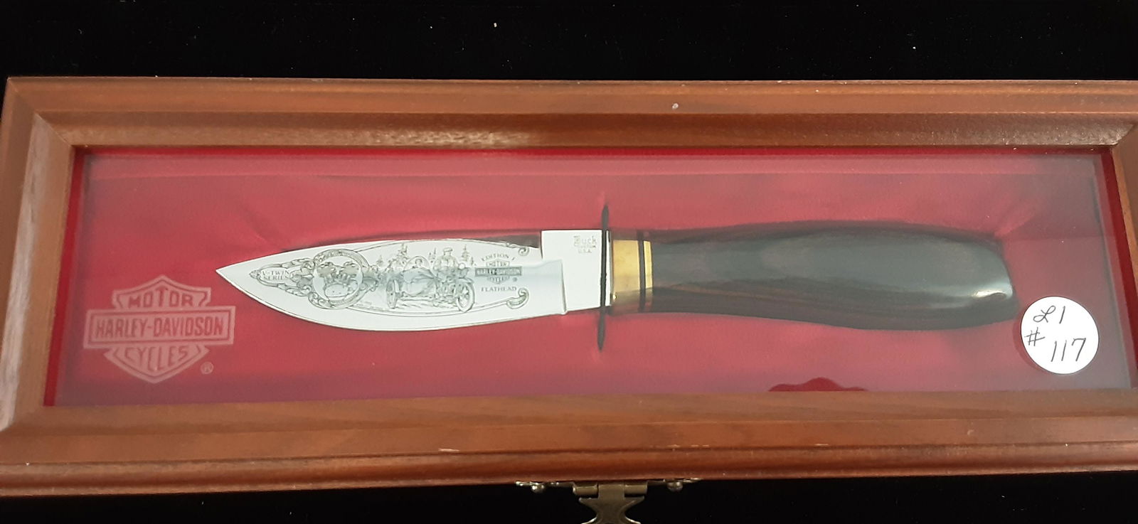 Harley-Davidson custom made Buck knife: Harley-Davidson custom made Buck knife in the original display box. This is a limited edition 1993 first edition Flathead knife. A scarce and hard to find addition to your collection. Measures 8 1/2 i