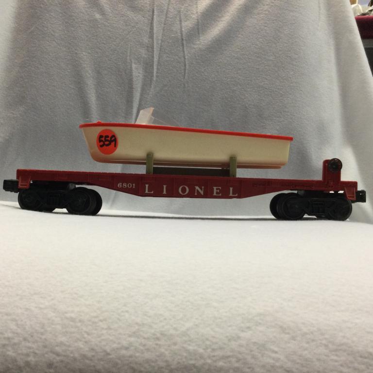 #6801 LIONEL BOAT HAULER RAIL CAR: #6801 LIONEL BOAT HAULER RAIL CAR