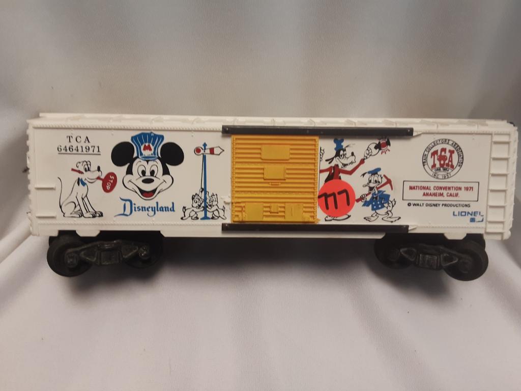 LIONEL TCA DISNEYLAND BOXCAR 64641971 You are bidding (1 of 1)