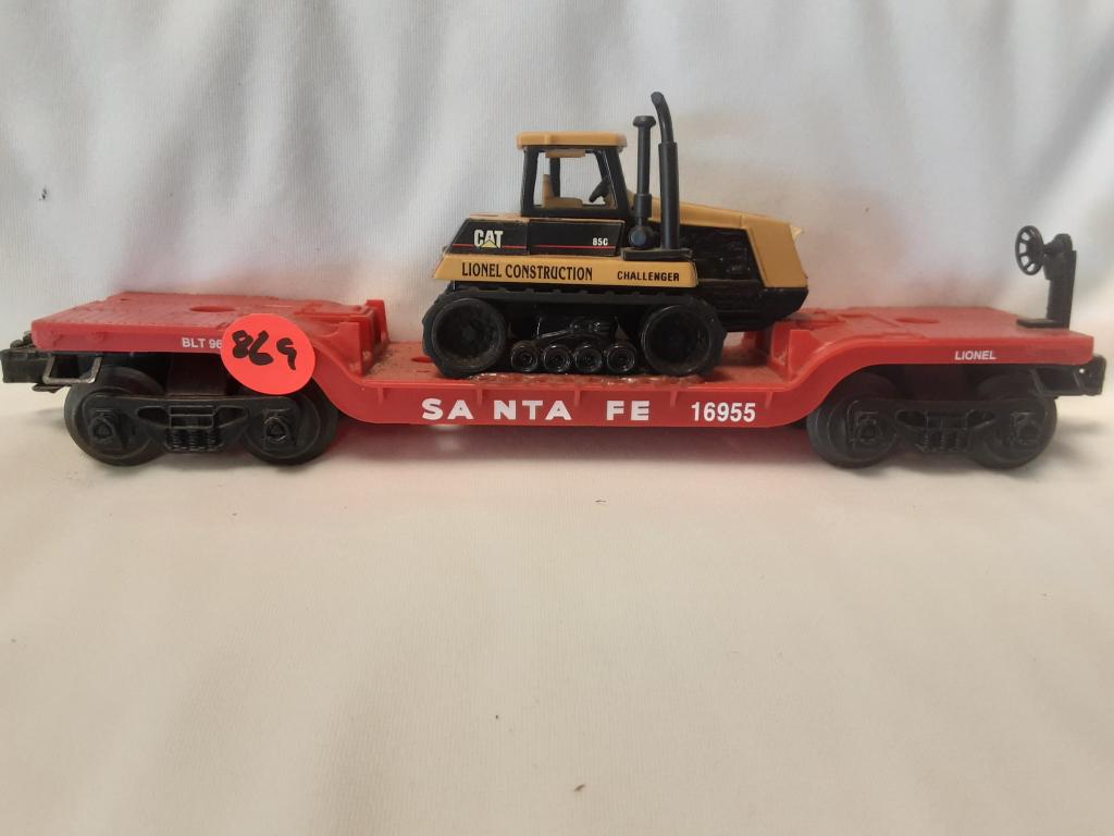 LIONEL SANTA FE 16955 HAULER WITH CAT EQUIP.: LIONEL SANTA FE 16955 HAULER WITH CAT EQUIP.