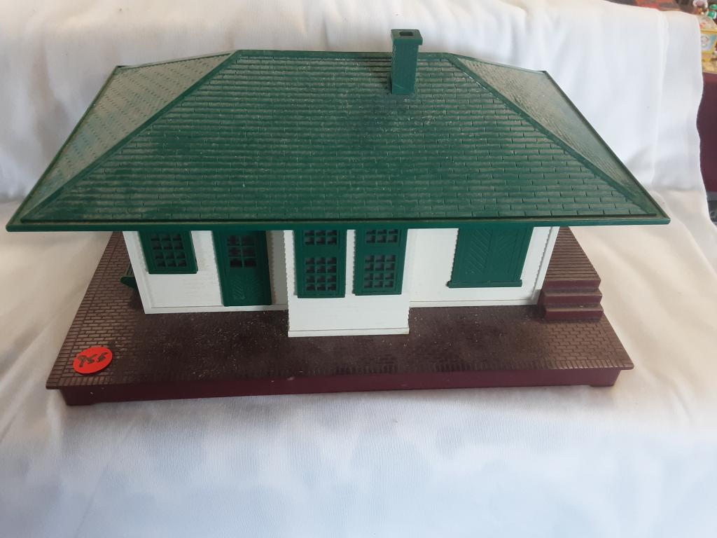 LIONEL PLASTICVILLE BUILDING: LIONEL PLASTICVILLE BUILDING
